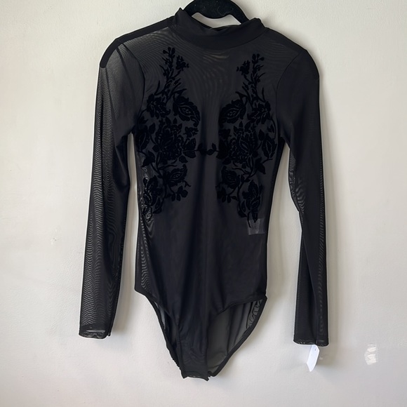 Ayanapa mesh bodysuit with crushed velvet floral design NWT - Picture 8 of 14